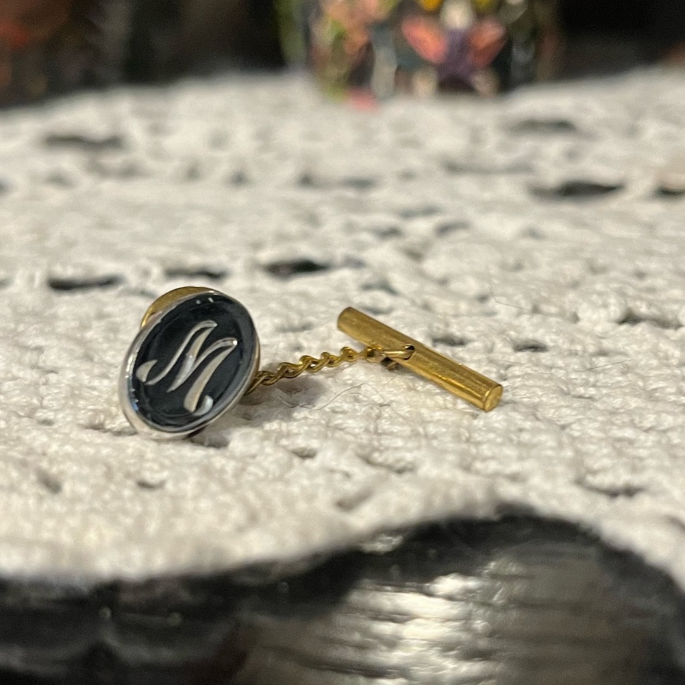 SINGULAR MONOGRAMMED M CUFF LINK